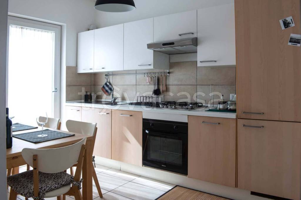 appartamento in affitto a Jesi