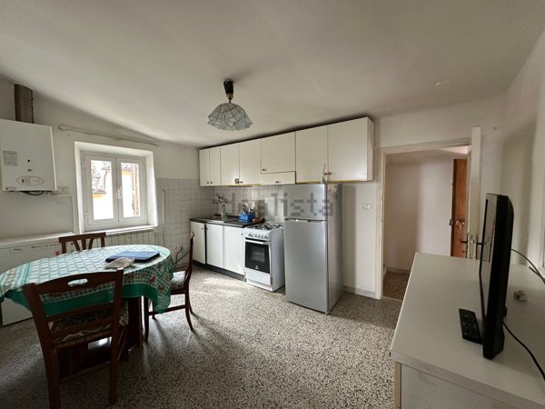 appartamento in affitto a Jesi