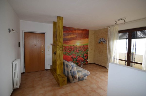 appartamento in affitto a Jesi
