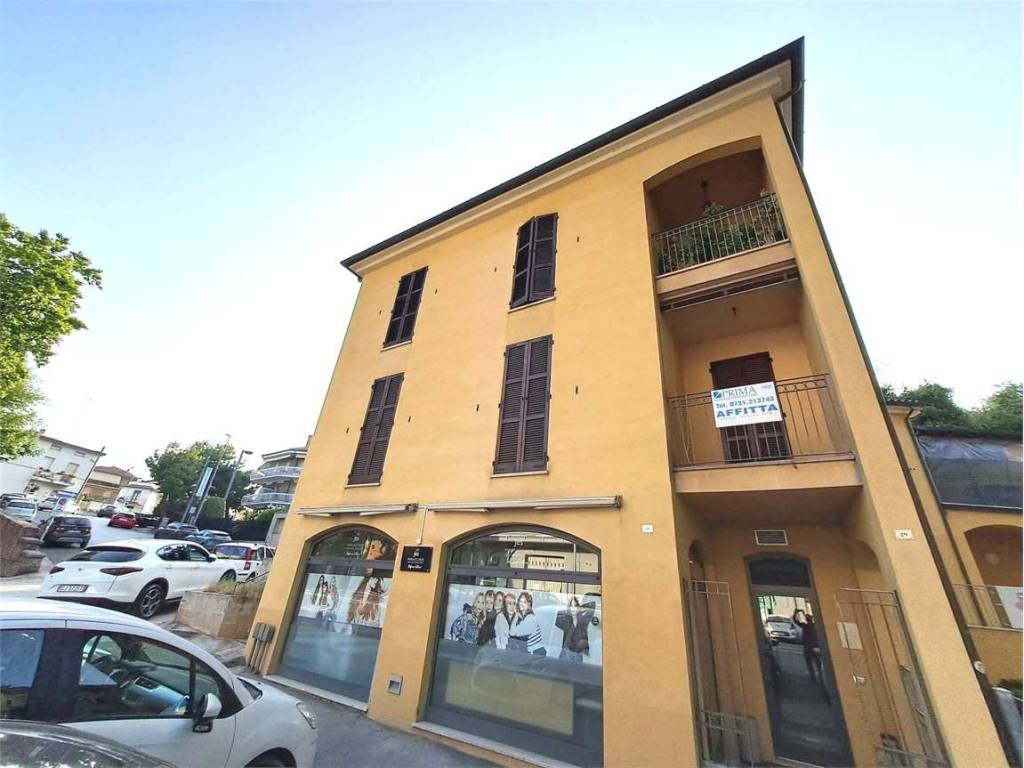 ufficio in affitto a Jesi