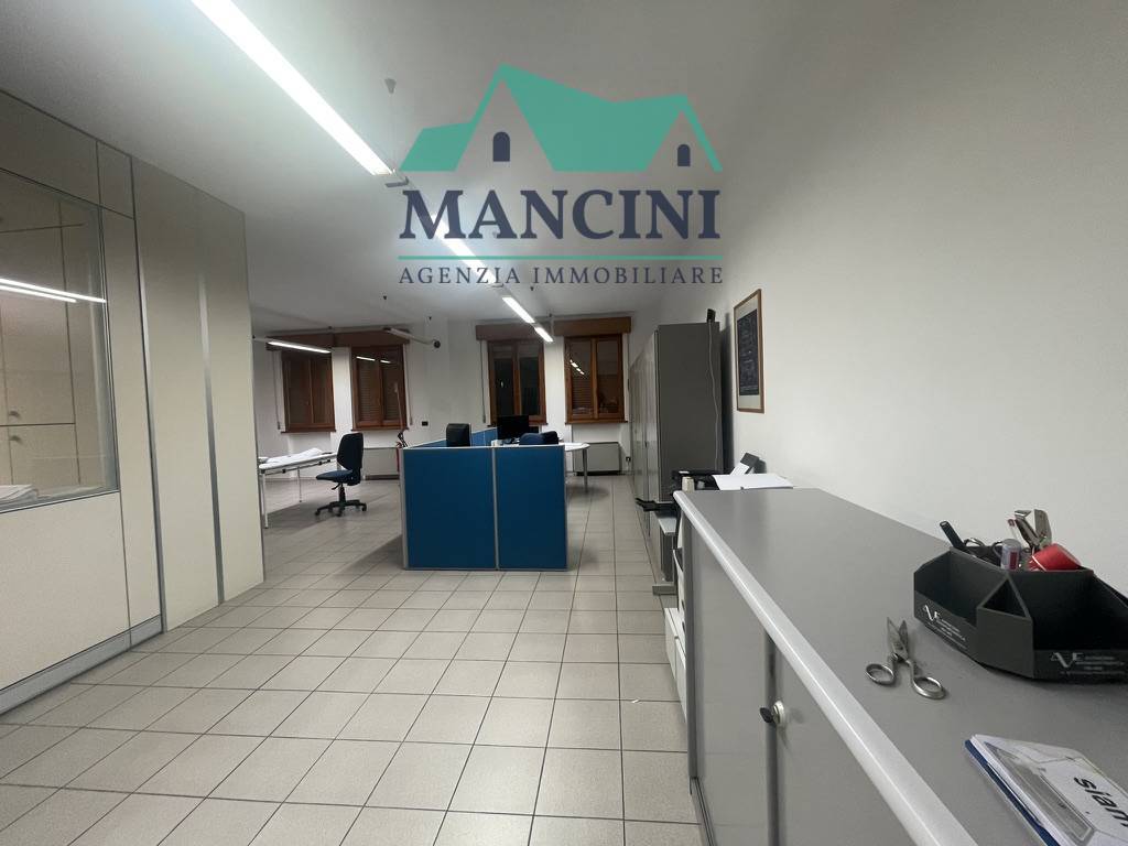 ufficio in affitto a Jesi