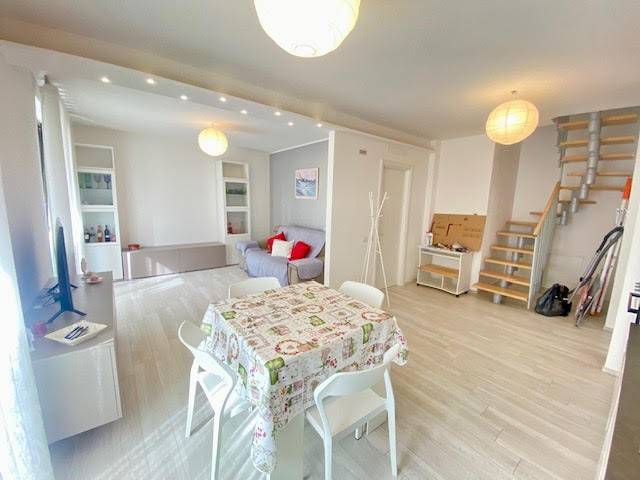 appartamento in affitto a Loreto