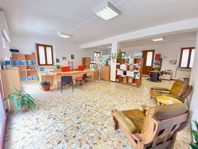 ufficio in affitto a Loreto
