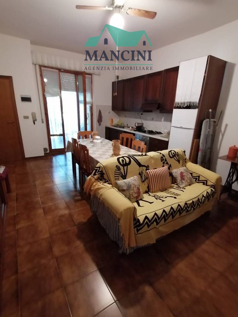 appartamento in affitto a Monsano in zona Santa Maria