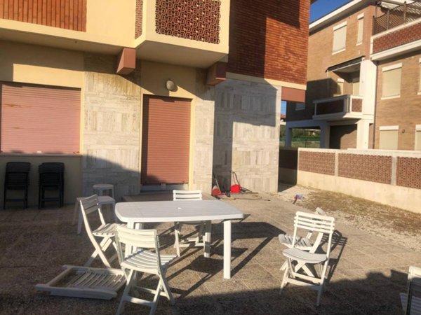 appartamento in affitto a Montemarciano in zona Marina