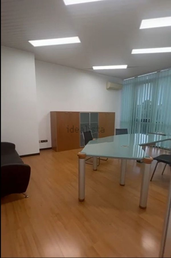 ufficio in affitto ad Osimo in zona Osimo Stazione