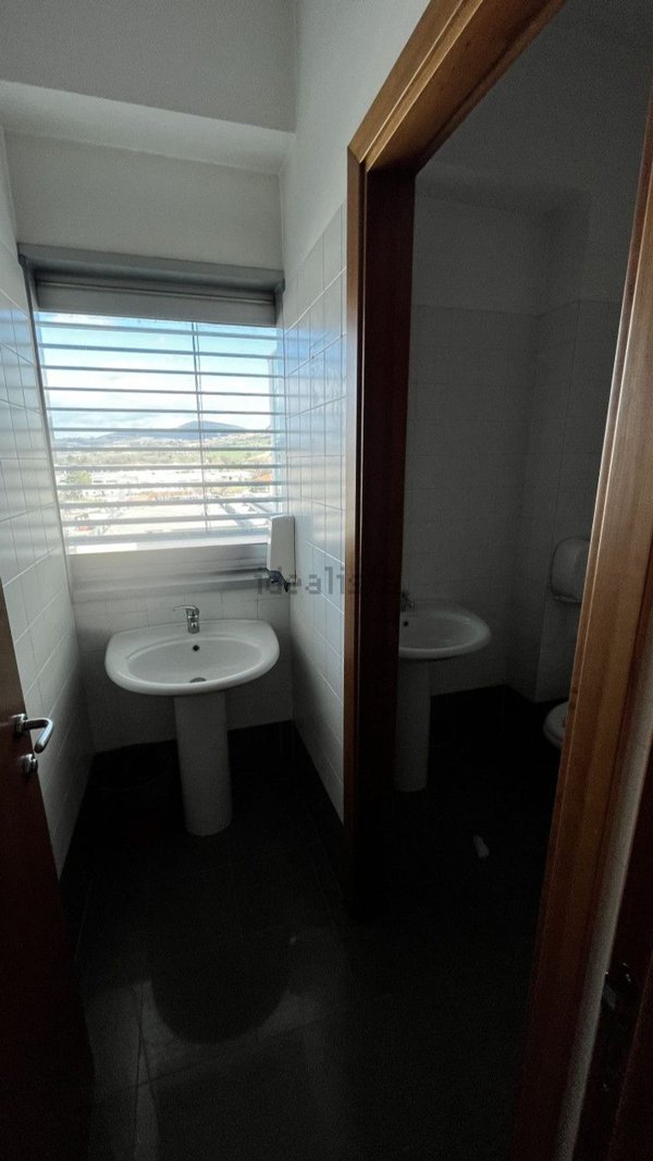 ufficio in affitto ad Osimo