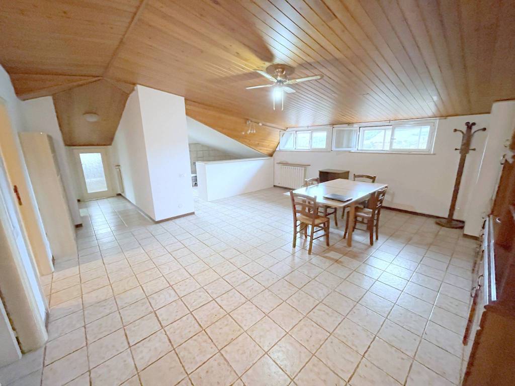 appartamento in affitto ad Osimo