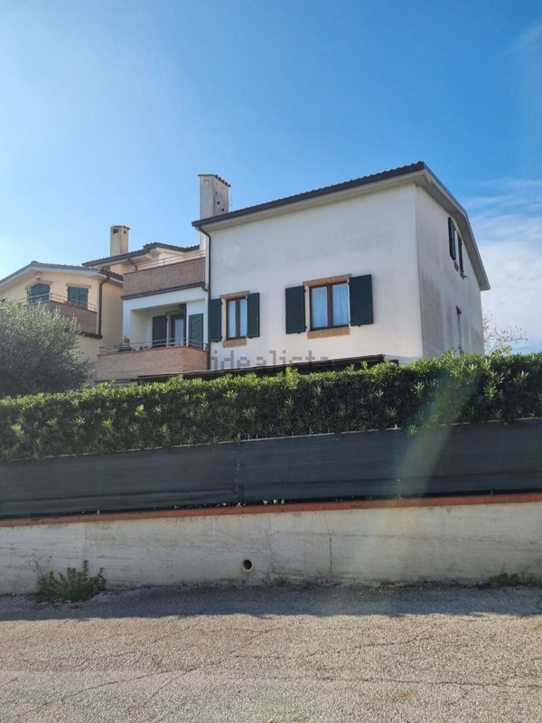 appartamento in affitto ad Osimo