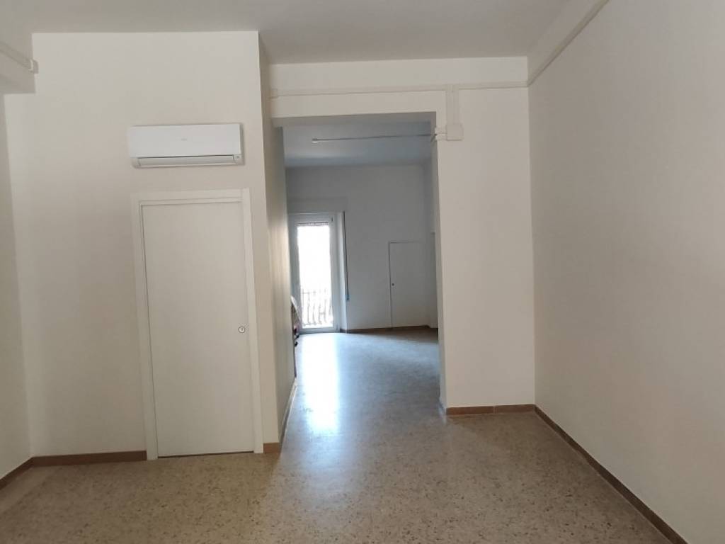 ufficio in affitto ad Ostra