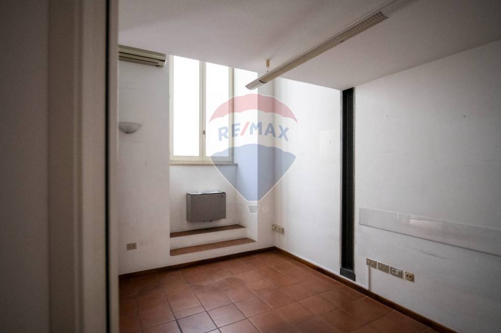 ufficio in affitto a Senigallia