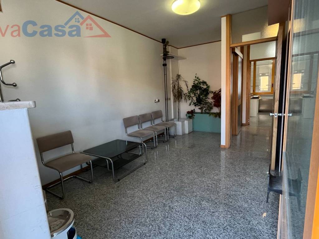 ufficio in affitto a Senigallia