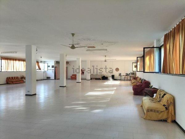 ufficio in affitto a Senigallia in zona Borgo Passera