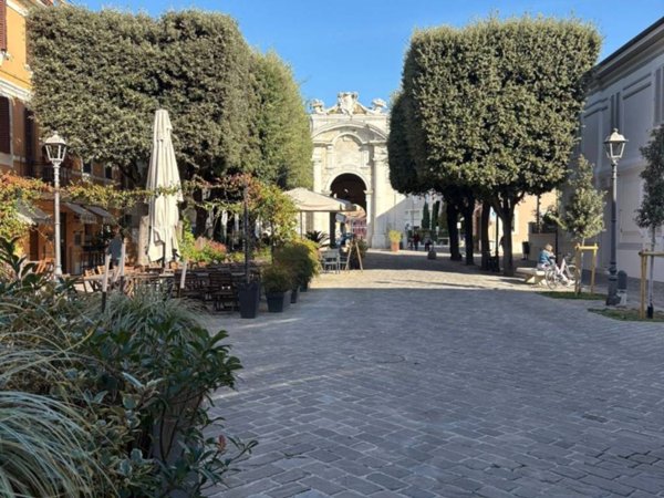 negozio in affitto a Senigallia