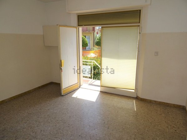 locale di sgombero in affitto a Senigallia