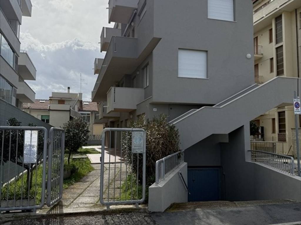 appartamento in affitto a Senigallia in zona Cesano