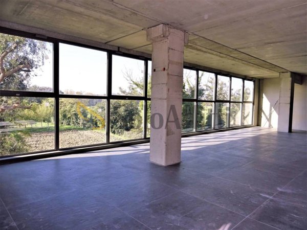 locale commerciale in affitto a Senigallia in zona Sant'Angelo