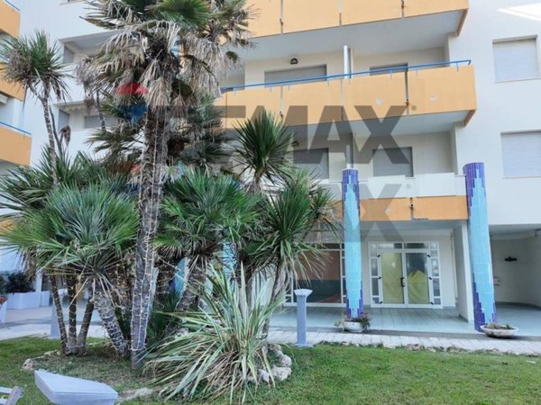 negozio in affitto a Senigallia in zona Cesano