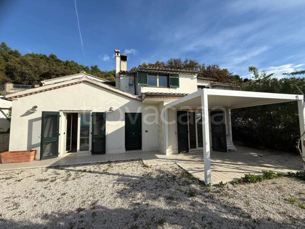 casa indipendente in affitto a Sirolo