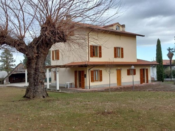 casa indipendente in affitto ad Appignano