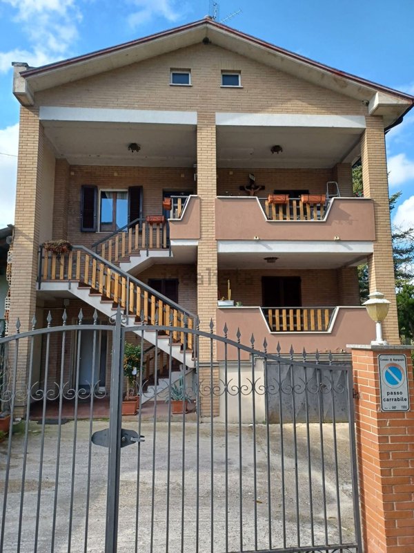 appartamento in affitto ad Appignano