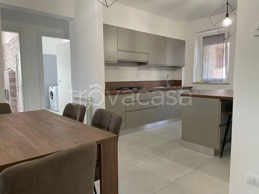 appartamento in affitto a Camerino in zona Varano