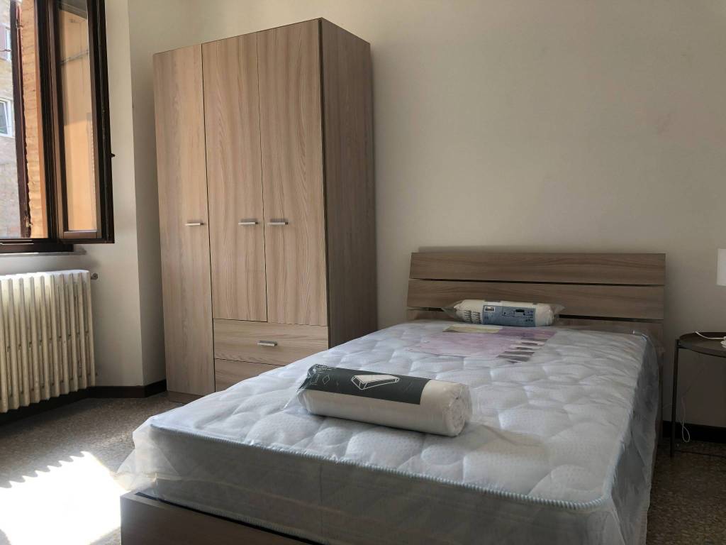 appartamento in affitto a Camerino in zona Varano