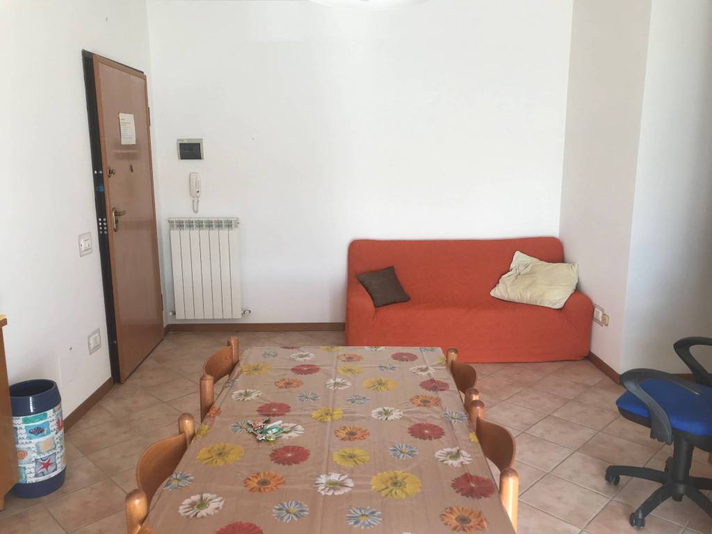 appartamento in affitto a Camerino in zona Varano