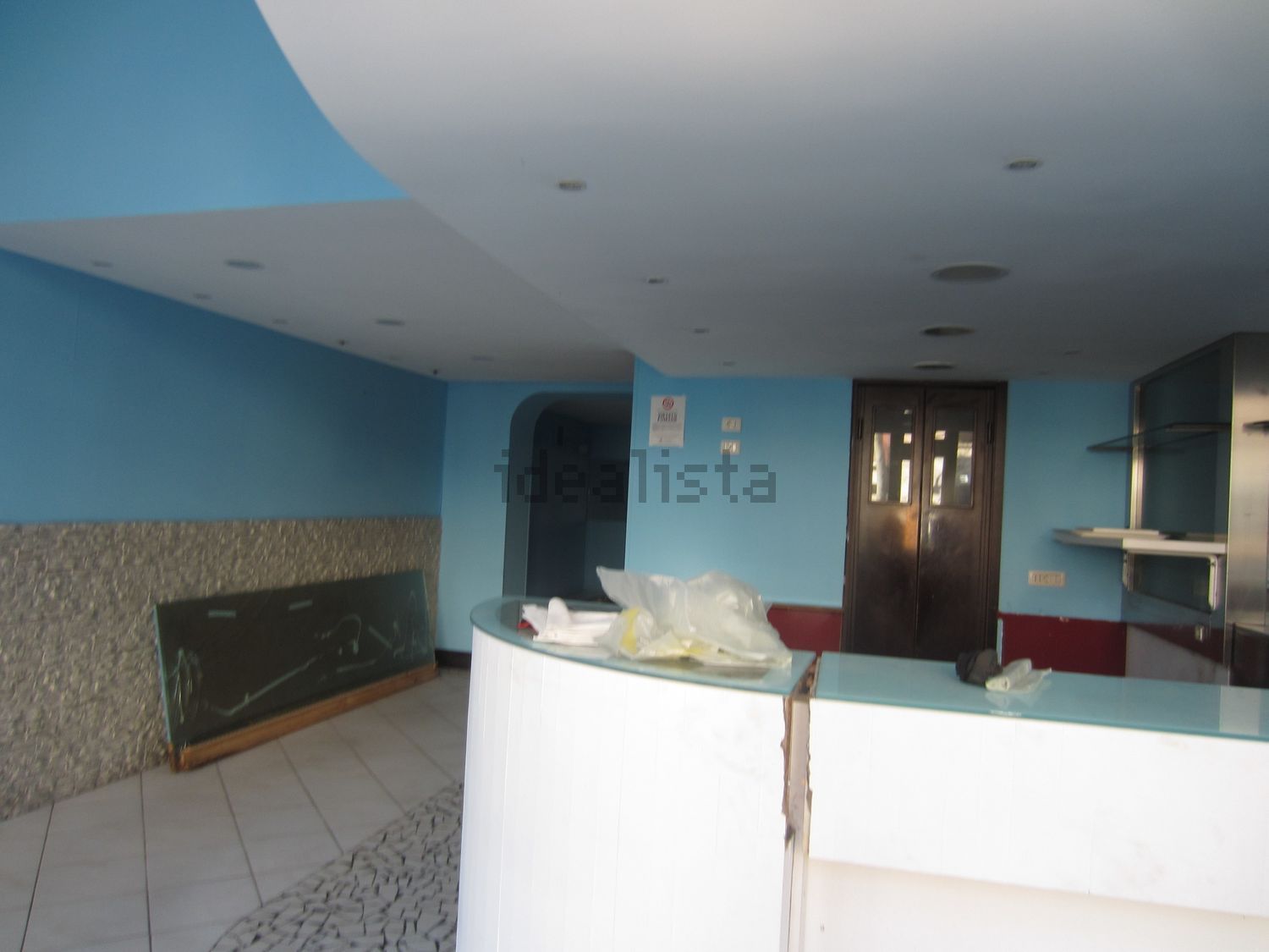 locale commerciale in affitto a Civitanova Marche