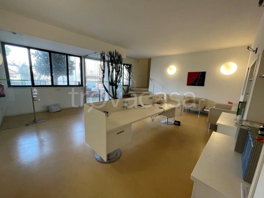 ufficio in affitto a Civitanova Marche