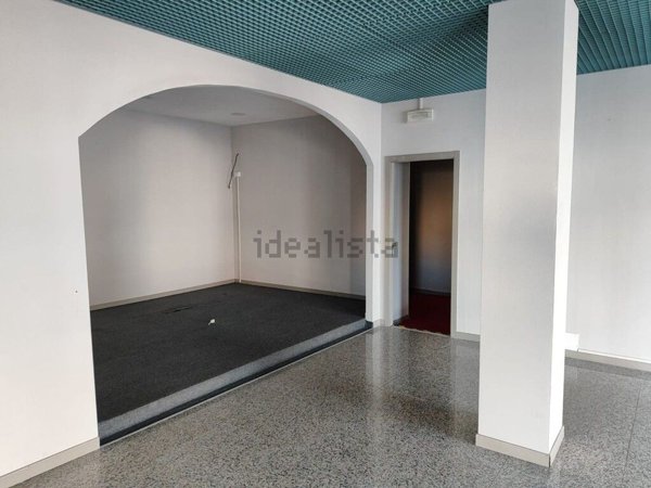 locale commerciale in affitto a Civitanova Marche