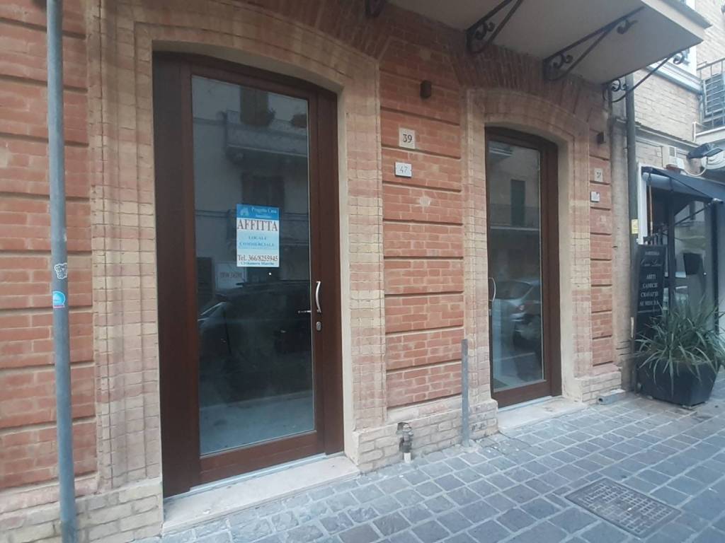 negozio in affitto a Civitanova Marche