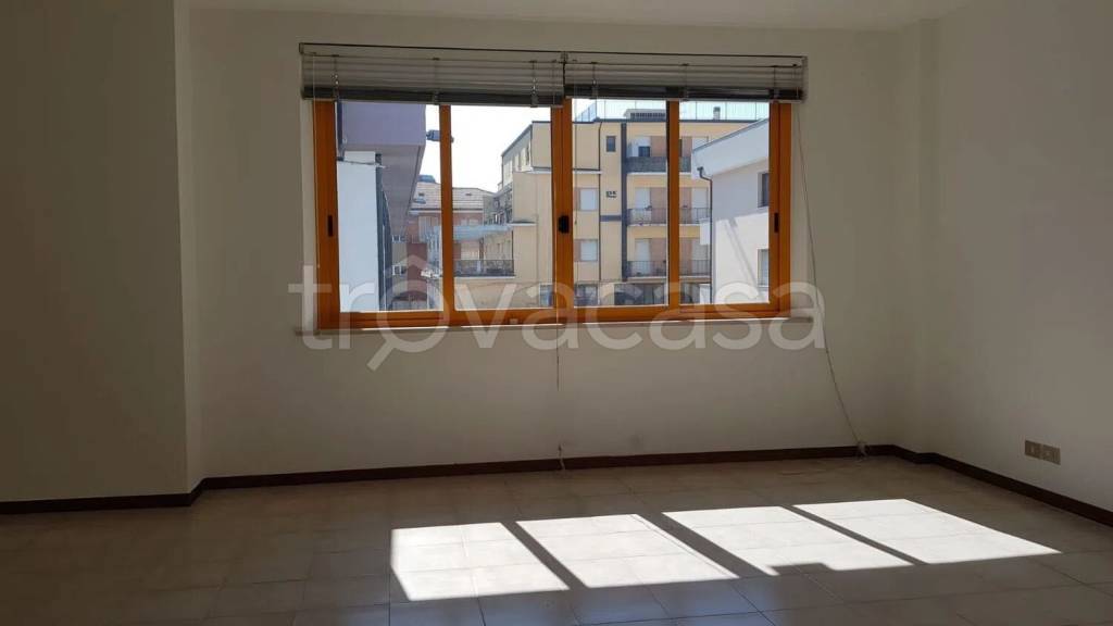 ufficio in affitto a Civitanova Marche