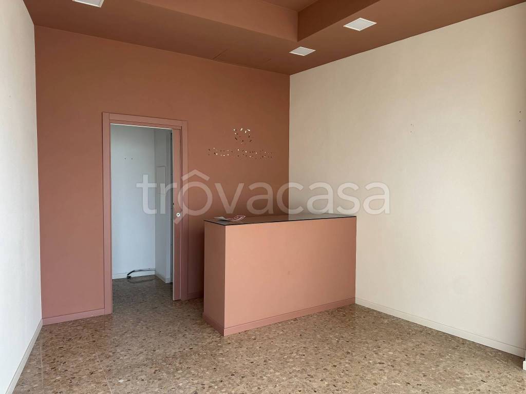 negozio in affitto a Civitanova Marche