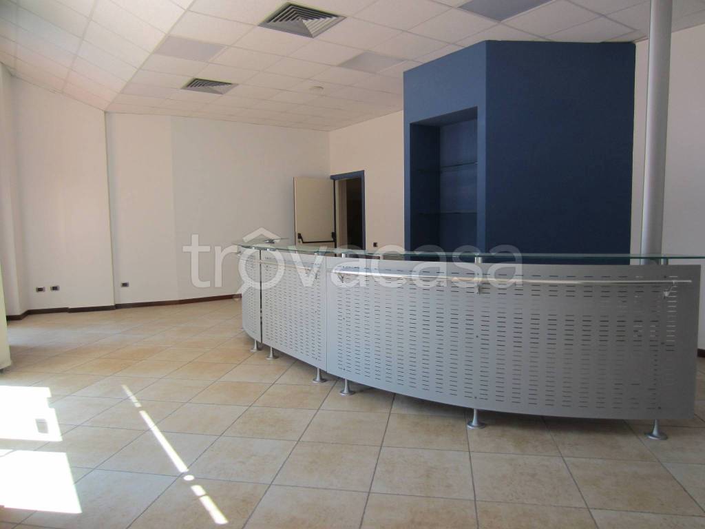 negozio in affitto a Civitanova Marche