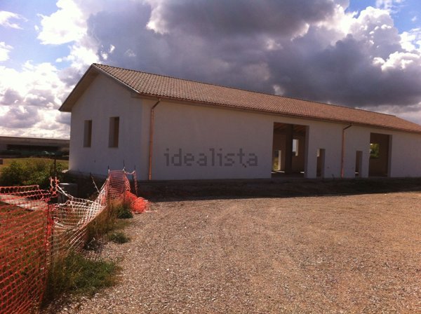 locale di sgombero in affitto a Civitanova Marche