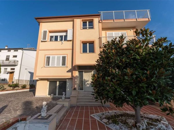 appartamento in affitto a Civitanova Marche in zona Fontespina