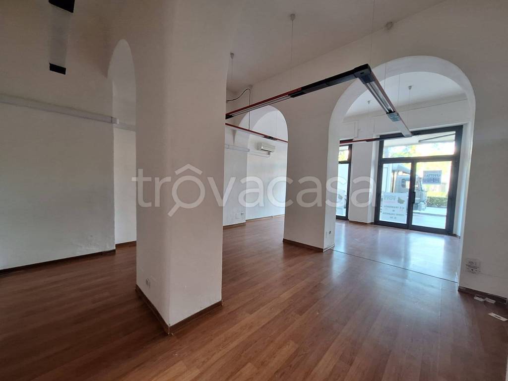 negozio in affitto a Civitanova Marche