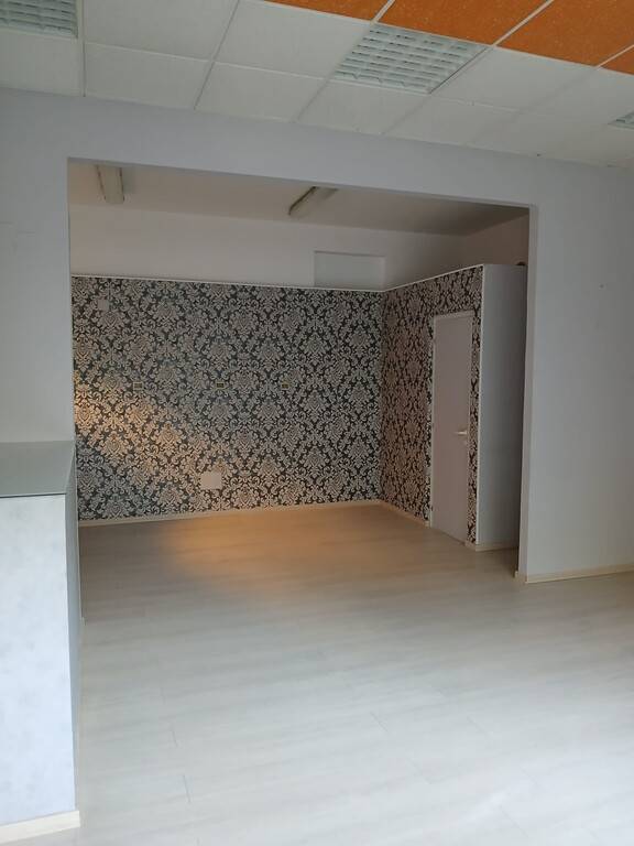 locale di sgombero in affitto a Civitanova Marche in zona San Marone