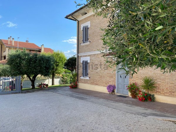 appartamento in affitto a Civitanova Marche in zona Santa Maria Apparente