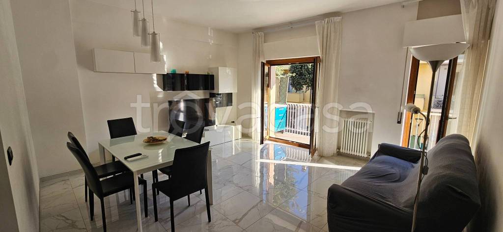 appartamento in affitto a Civitanova Marche in zona Porto Civitanova