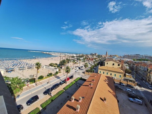 appartamento in affitto a Civitanova Marche in zona Porto Civitanova