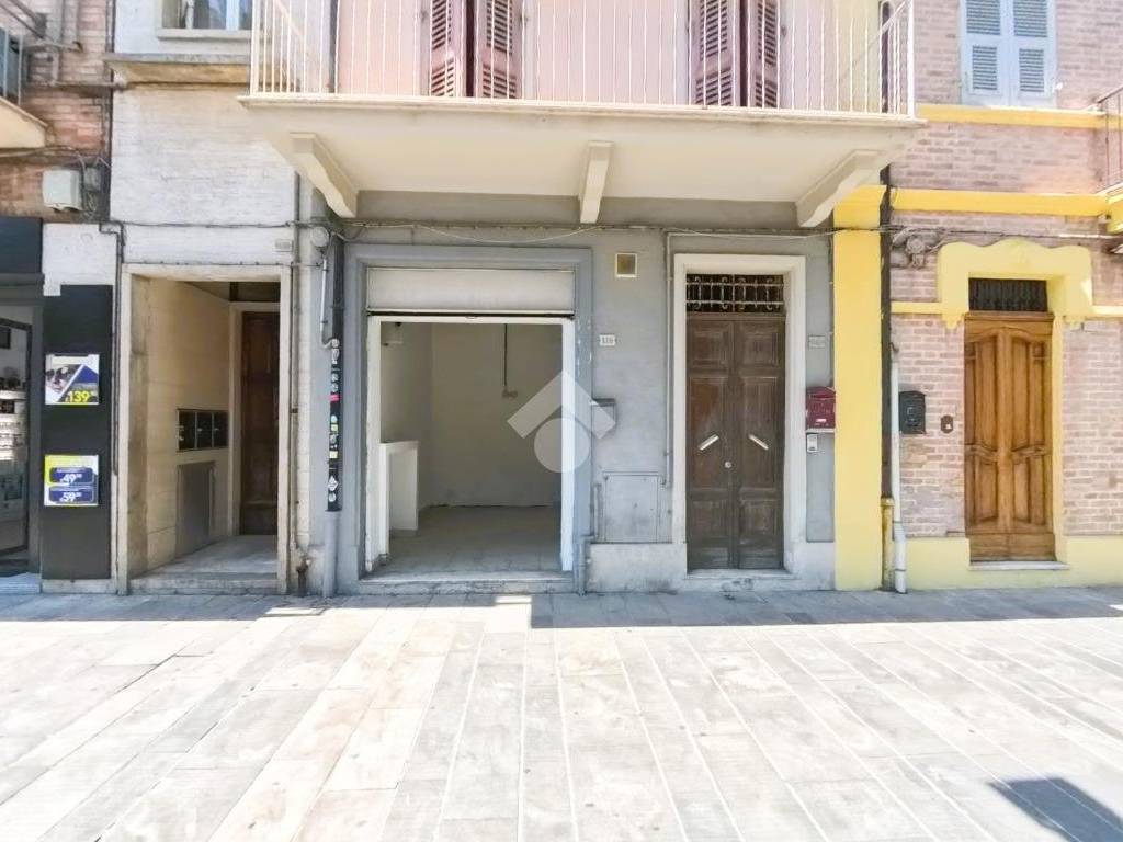 appartamento in affitto a Civitanova Marche in zona Porto Civitanova