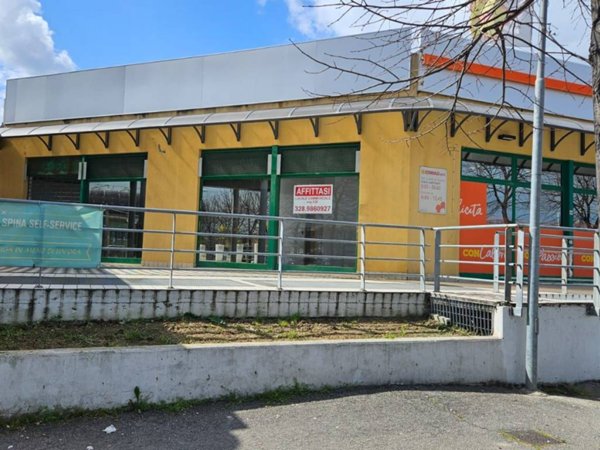 negozio in affitto a Civitanova Marche in zona Fontespina