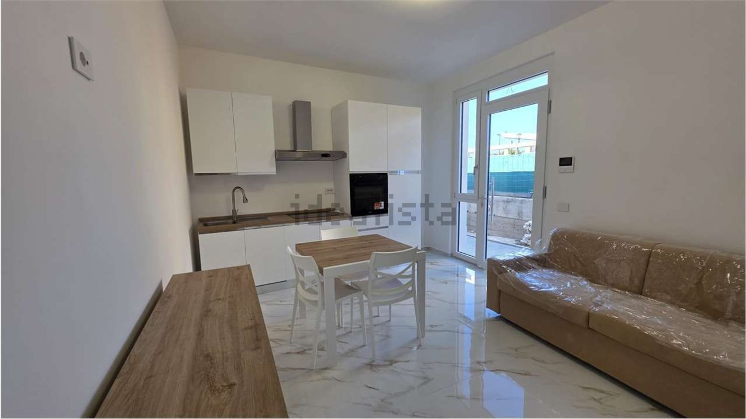 appartamento in affitto a Civitanova Marche in zona Porto Civitanova