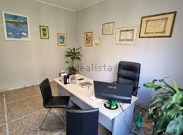 ufficio in affitto a Corridonia