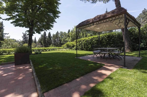 casa indipendente in affitto a Fiuminata in zona Castello