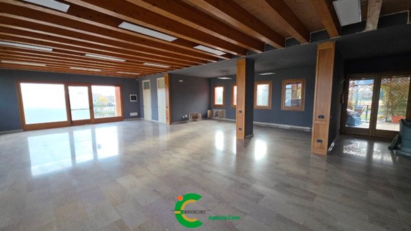 villa in affitto a Fiuminata in zona Castello