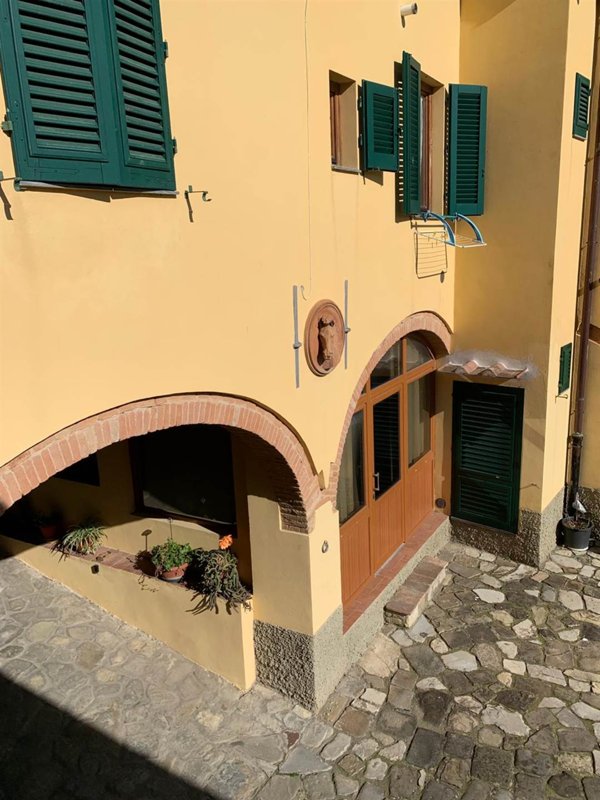 appartamento in affitto a Fiuminata in zona Castello
