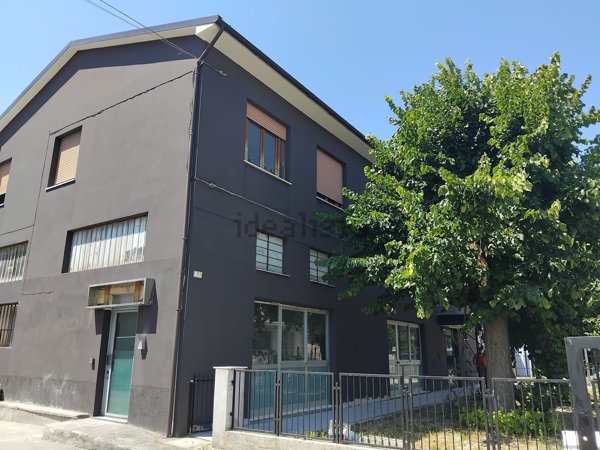 appartamento in affitto a Macerata in zona Piediripa
